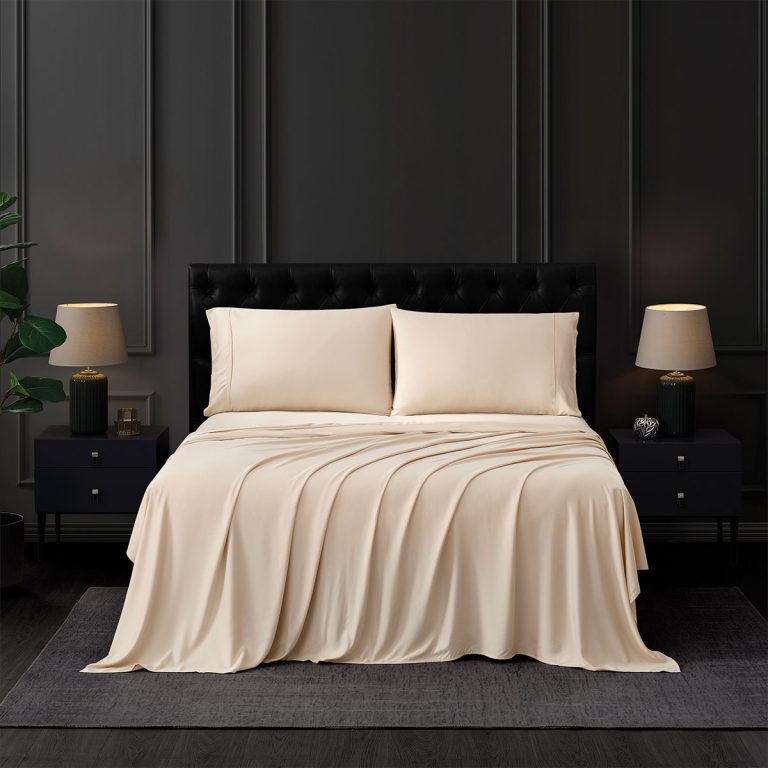 Wholesale cotton bedding collections from Velara Textiles, Pakistan